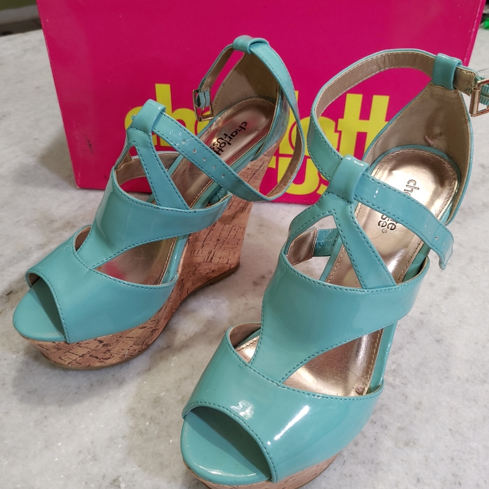 Blue platforms